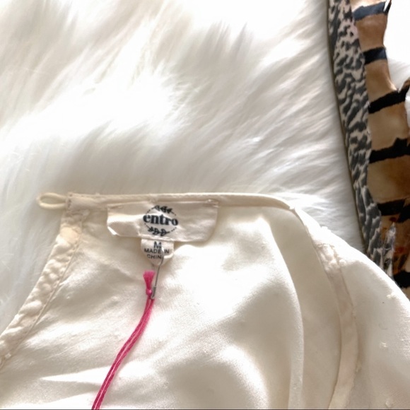 NWT Entro Ritual Boutique Blouse Size Medium - Picture 9 of 12
